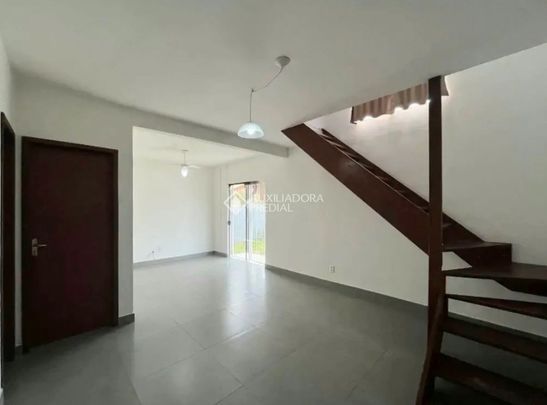 Casa com 3 quartos e 100m² para alugar em Campeche, Florianópolis. - Photo 1