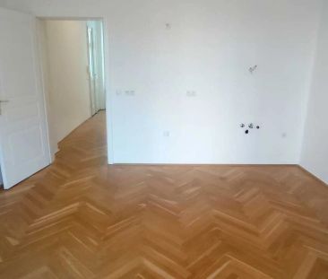 GRÜNRUHELAGE MIT BALKON! 2 Zimmer Wohnung nähe Quellenstraße! - Foto 2