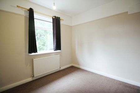Laburnum Grove, Saltney, Chester - Photo 4