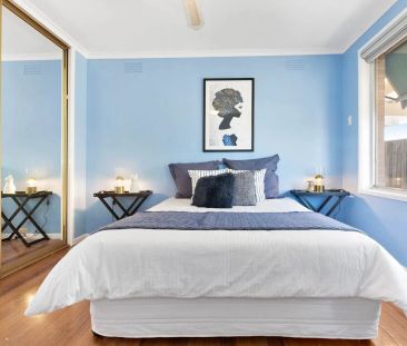 Charming Family Home in Prime Court Location - Photo 1