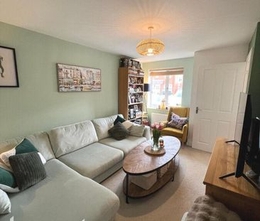 2 bedroom end of terrace house to rent - Photo 2