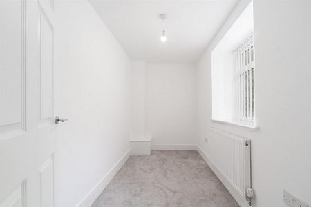 2 Bed, First Floor Flat, Duckworth St. Darwen - Photo 3