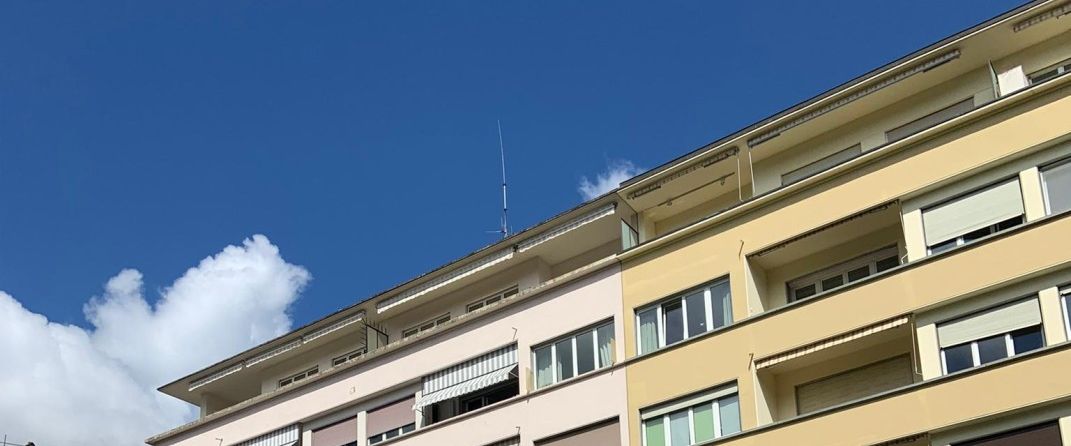 3.5 pièces au 1er étage à proximité immédiate de la gare des Eaux-Vives - Foto 1