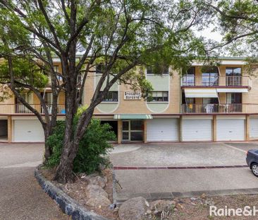 8/5 Grosvenor Road, Indooroopilly, QLD 4068 - Photo 5