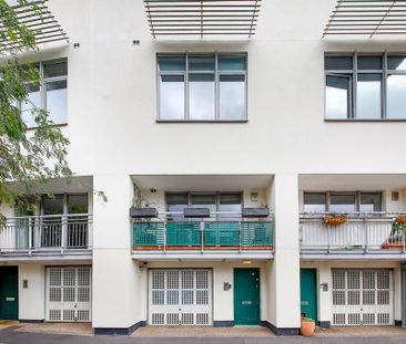 2 bedroom maisonette to rent - Photo 1