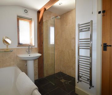 2 bedroom cottage to rent - Photo 3