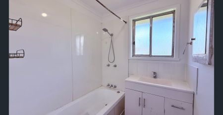 Fresh, Bright & Ready to Move In – 3 Bedroom Home in Herdsmans Cove - Photo 4