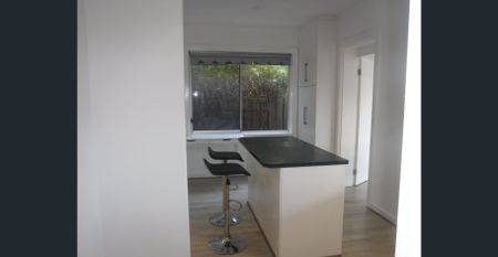 Linear park, Prime location - Photo 3