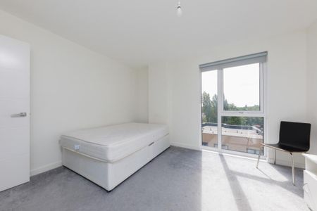 2 bedroom apartment to rent - Photo 2