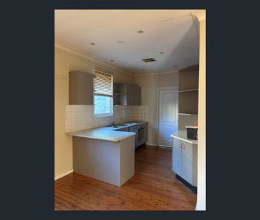 8 Gladys Street, Seven Hills, NSW 2147 - Photo 6
