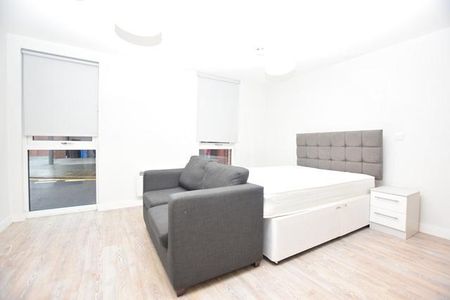 Studio to rent - Photo 3