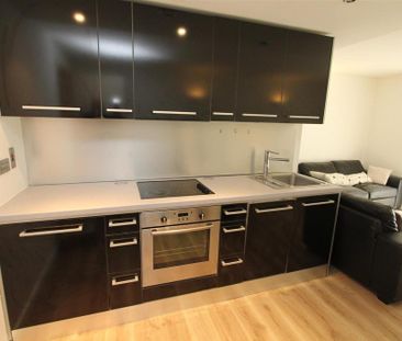 2 bedroom flat to rent - Photo 6