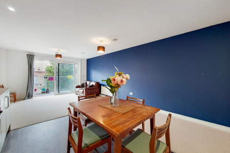 Tredegar Road, London, E3 - Photo 3