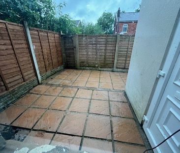 Victoria Parade, Preston - Photo 6