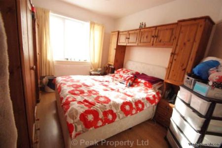 2 bedroom property to rent in Southend On Sea - Photo 3