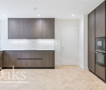 Park Road, Kenley, Surrey - Photo 2
