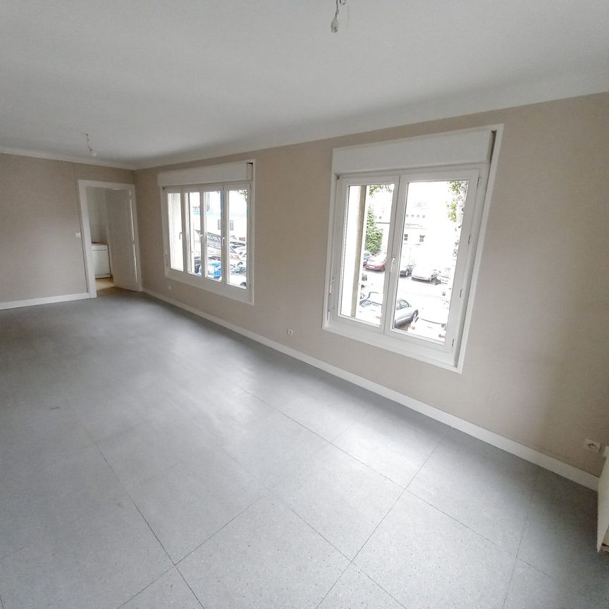 Location Appartement 3 pièces 69m² ST LO 50000 - Photo 1