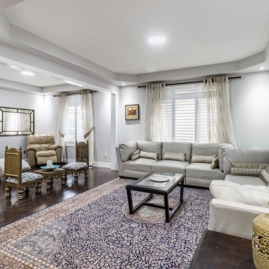 For Lease - 2340 Thruxton Drive, Oakville, Ontario - Photo 1