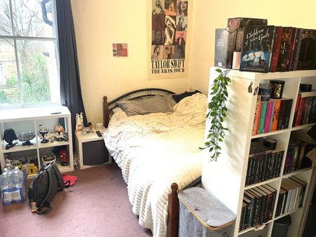 3 Bed Flat, Brixton Hill, SW2 - Photo 3