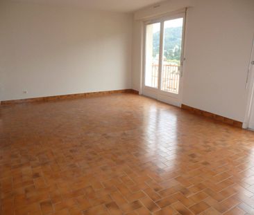 Location appartement 4 pièces 89 m² à Vals-les-Bains (07600) - Photo 2