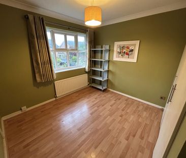 3 bedroom semi-detached house to rent - Photo 3