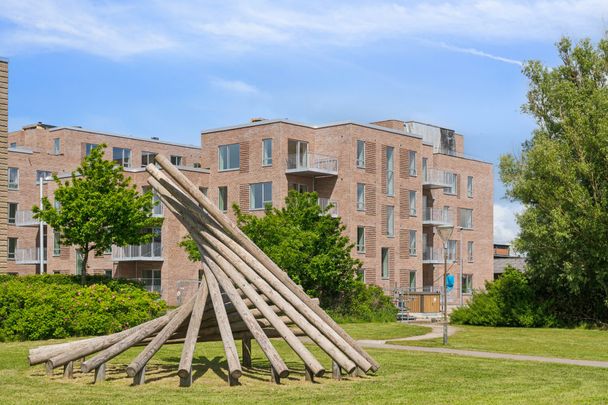 Flot nyopført 3-værelses i Strandhusene - Foto 1