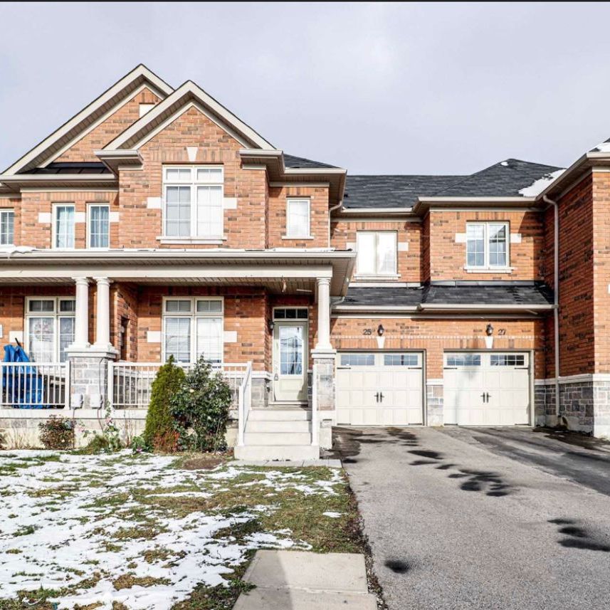 For Lease - 25 Zamek Street, Brampton, Ontario - Photo 1