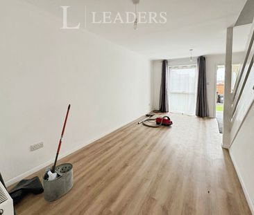 2 bedroom house to rent Stoneage Close, Bognor Regis, West Sussex, ... - Photo 2