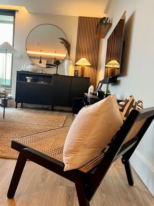 3 Bed Penthouse, Edna Road, SW20 - Photo 1