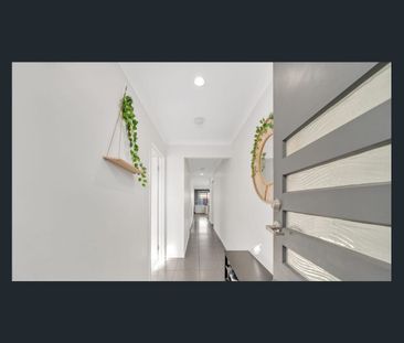 19 Lockheed Parade, Point Cook, Vic 3030 - Photo 1