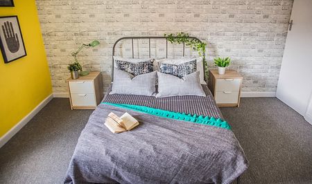 Excellent 5 bedroom student property - Photo 2