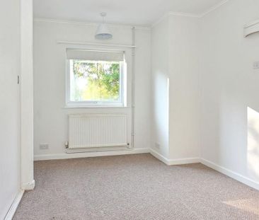 3 bedroom bungalow to rent - Photo 6