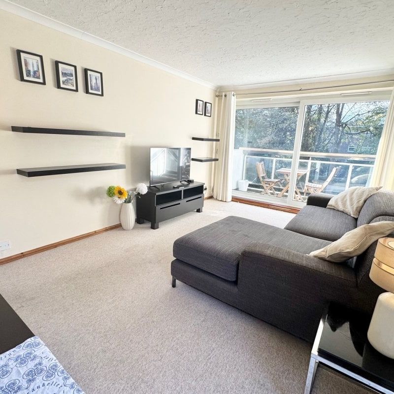 Wellington Road, BOURNEMOUTH - Photo 1