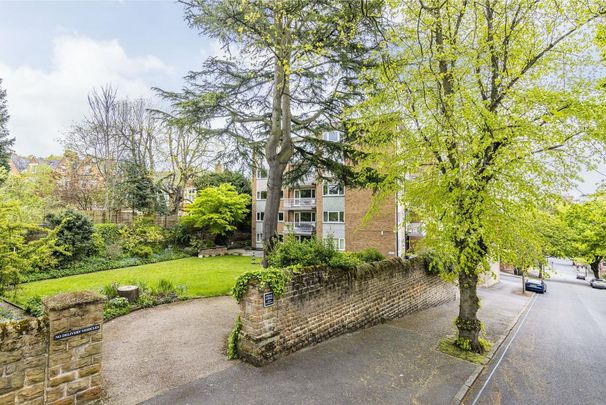 3 bedroom flat to rent - Photo 1
