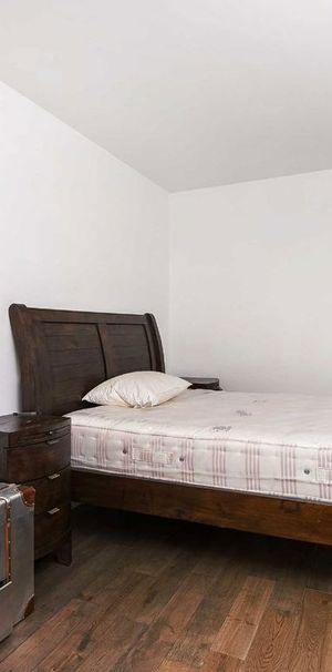 Mapleton Road, SW18 4GB, London - Photo 1