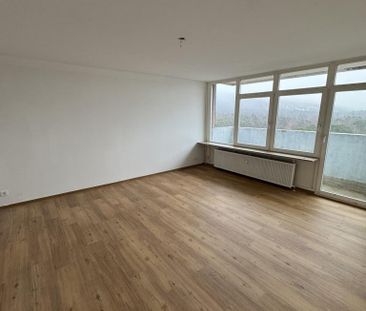 Große 4-Zimmer-Wohnung in Eberstadt-Süd - jetzt frei ! - Foto 1