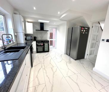 4 bedroom house to rent - Photo 4