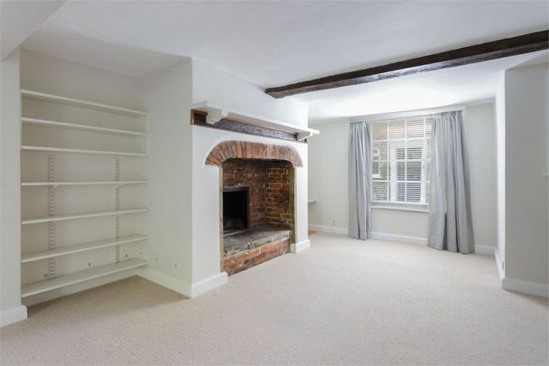 5 Bedroom House - Canon Street, Winchester - Photo 1