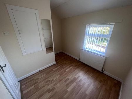 2 Premier Drive, Seaview, Belfast, BT15 3LX - Photo 3