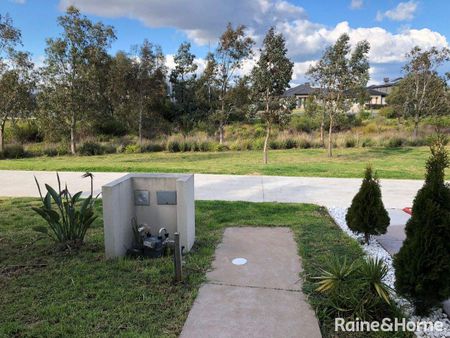 6 Branagh Walk, Truganina, VIC 3029 - Photo 4