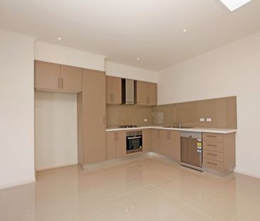 Charming 1-Bedroom Home in Thomastown - Photo 4
