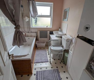 2 bedroom maisonette to rent - Photo 2