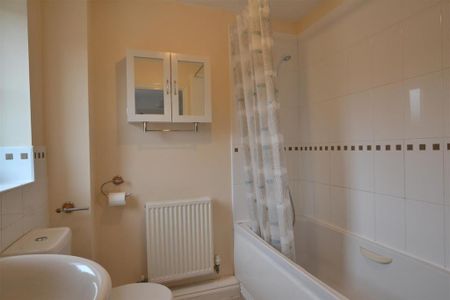 1 bedroom coach house to rent - Photo 5