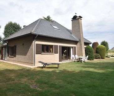 Ruim landhuis met prachtige tuin in rustige straat in Nieuwkerken - Foto 4