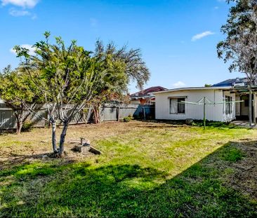 4-bedroom shared house / townhouse, Swinburne Ave - Photo 3