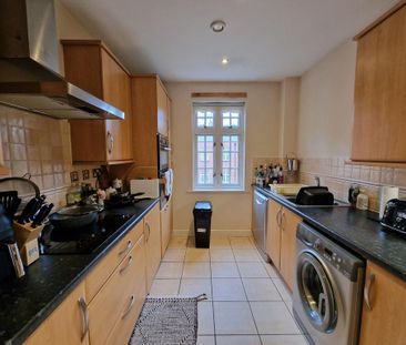 2 bedroom apartment to rent - Photo 4