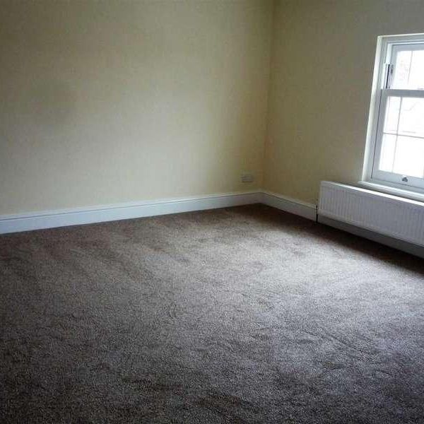 Pier Road, Northfleet, Gravesend, DA11 - Photo 1