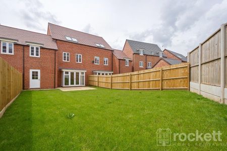 4 bed House to rent in Renaissance Way, Barlaston, ST12 - Photo 2