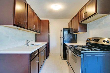 109 Craydon Road apartment — Whitby, ON (2-Bedroom) - 2 Bedroom - Photo 4