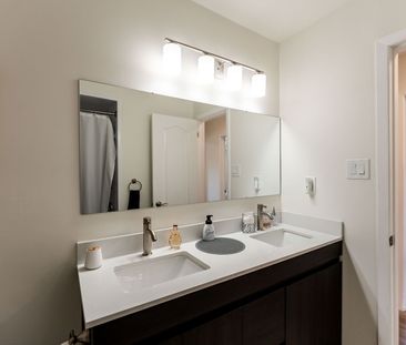 For Lease - 540 Cavell Drive Unit# Upper Level, Mississauga, Ontario - Photo 6